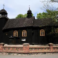 XVII-wieczny kościółek w Łubowie